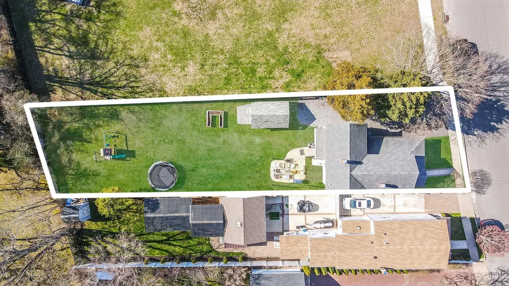 267 Smith Avenue Islip NY 11751