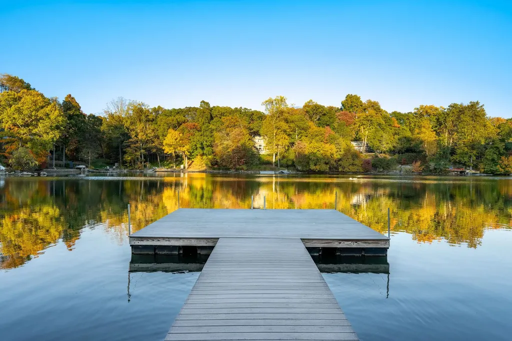 10 N Lake Road Armonk NY 10504