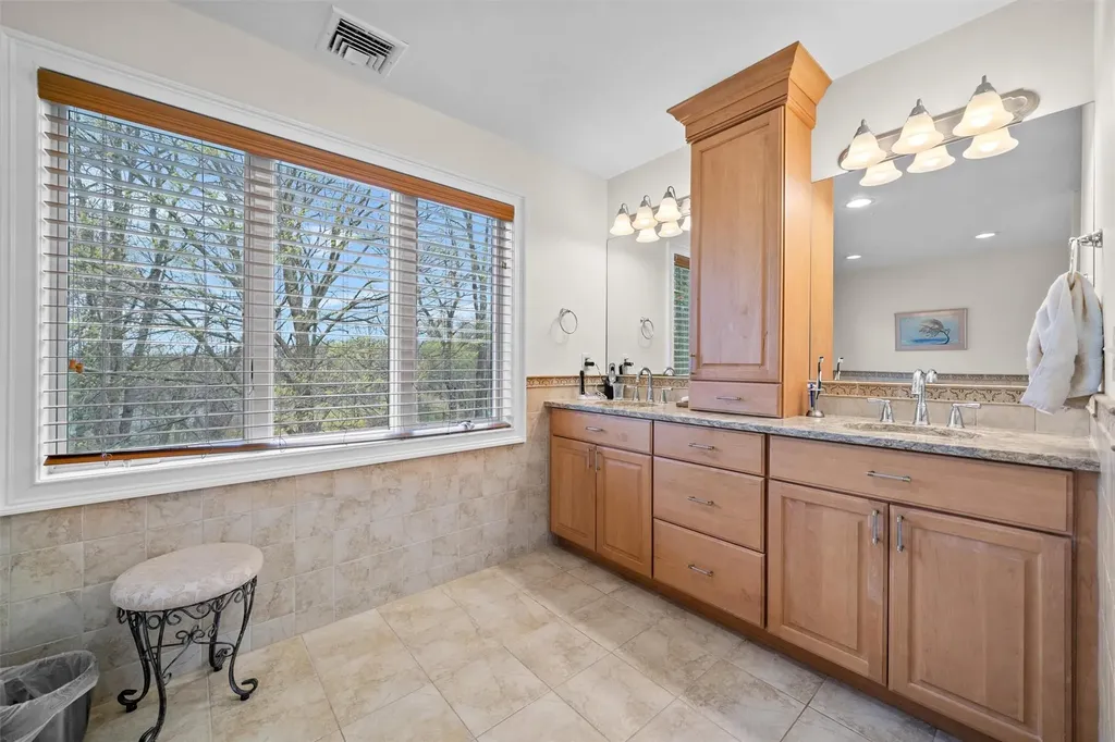 14 Warwick Lake Parkway Warwick NY 10990