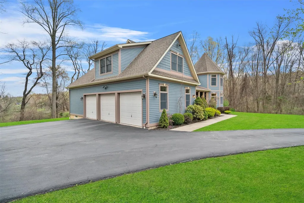 14 Warwick Lake Parkway Warwick NY 10990