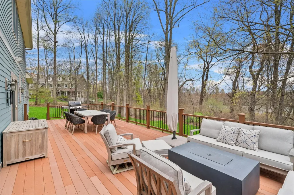 14 Warwick Lake Parkway Warwick NY 10990