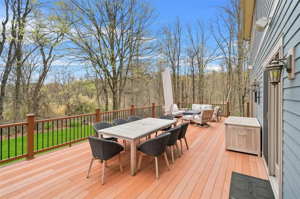 14 Warwick Lake Parkway Warwick NY 10990