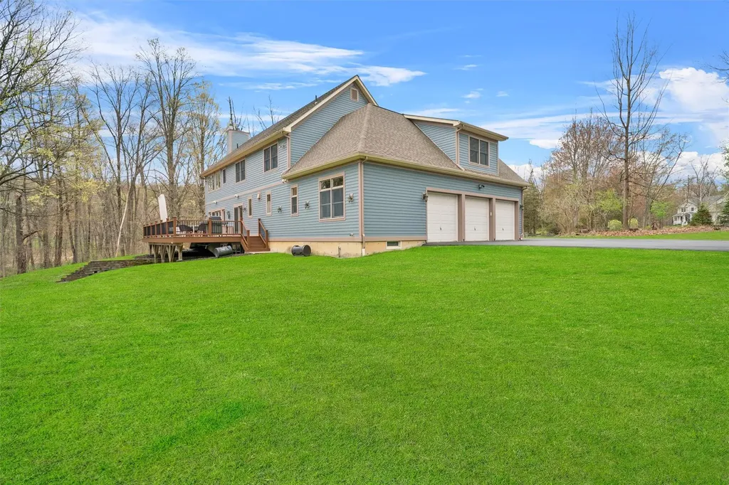 14 Warwick Lake Parkway Warwick NY 10990