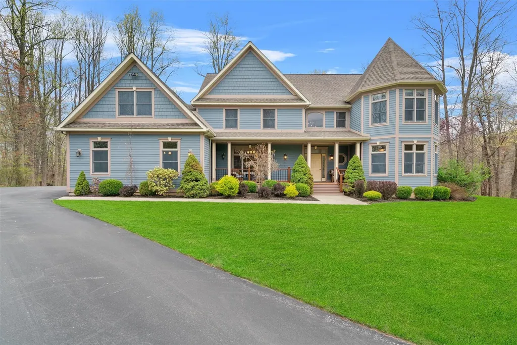 14 Warwick Lake Parkway Warwick NY 10990