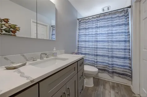 21 Godfrey Avenue Bayville NY 11709