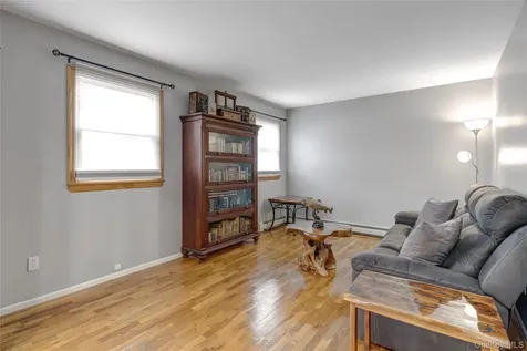 21 Godfrey Avenue Bayville NY 11709