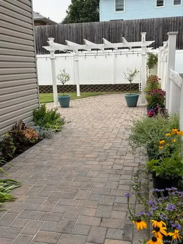 21 Godfrey Avenue Bayville NY 11709