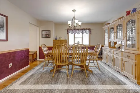 21 Godfrey Avenue Bayville NY 11709