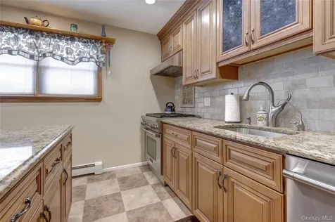 21 Godfrey Avenue Bayville NY 11709