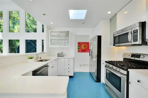 33 Bayberry Lane Amagansett NY 11930