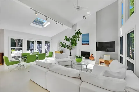 33 Bayberry Lane Amagansett NY 11930