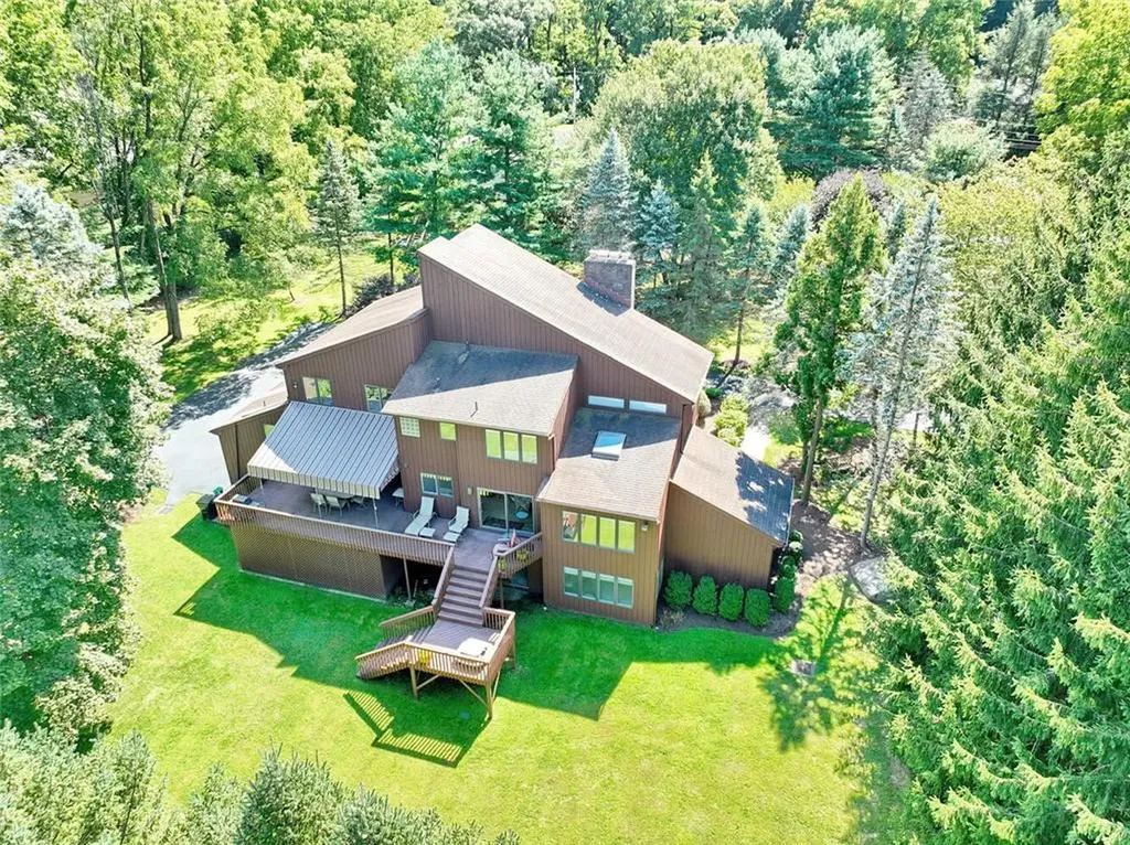 4 Misty Lane Suffern NY 10901