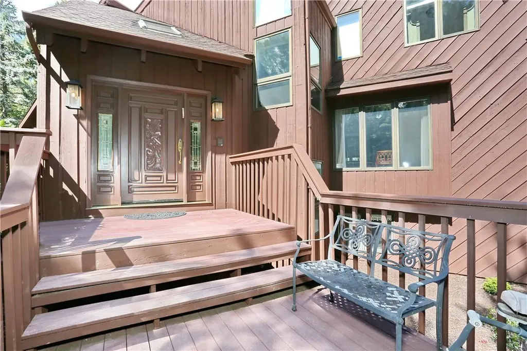 4 Misty Lane Suffern NY 10901