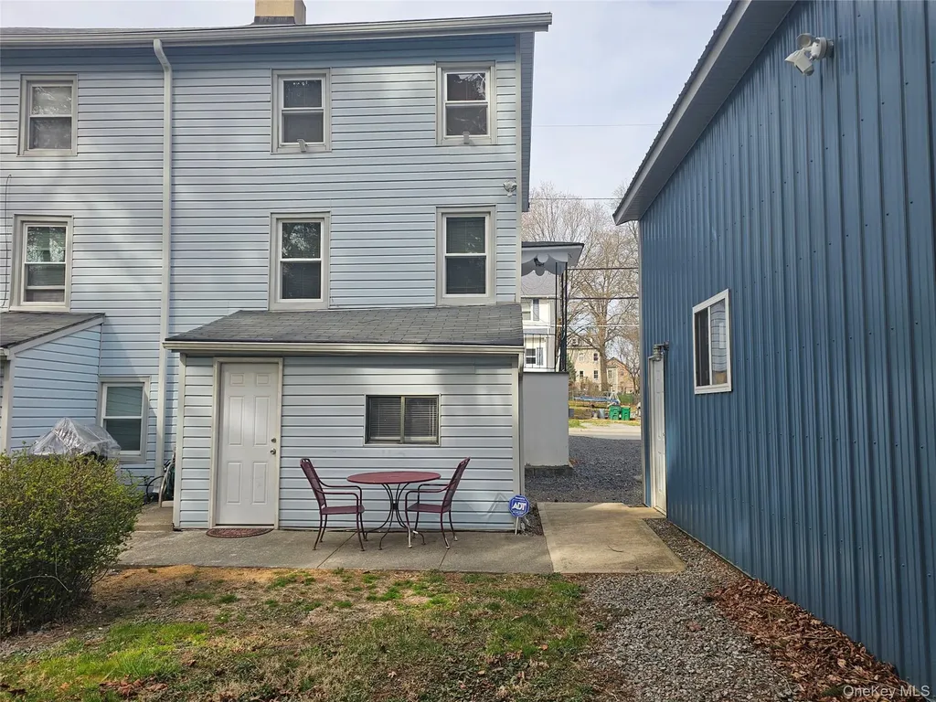 49 Beacon Street Beacon NY 12508
