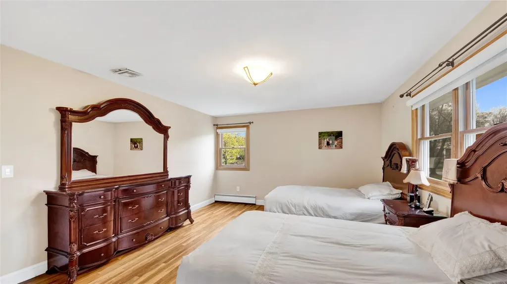 60 Gottlieb Drive Pearl River NY 10965