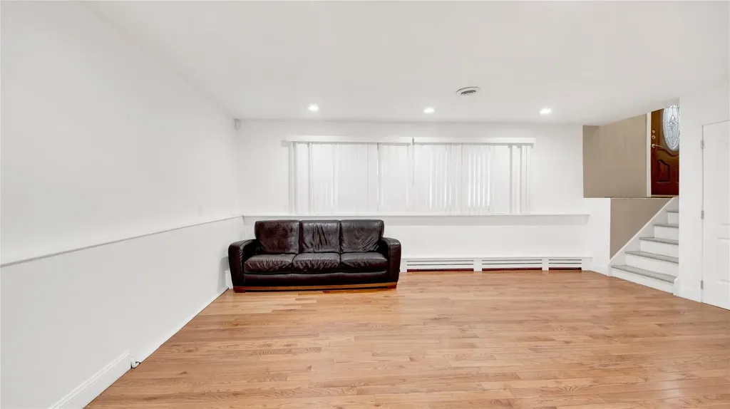 60 Gottlieb Drive Pearl River NY 10965
