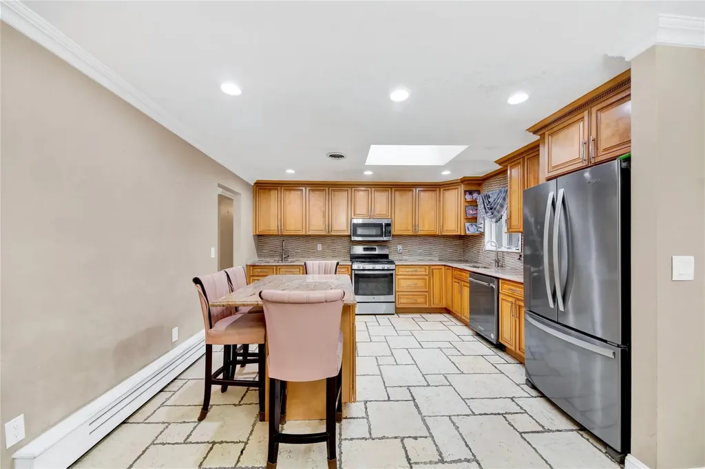 60 Gottlieb Drive Pearl River NY 10965