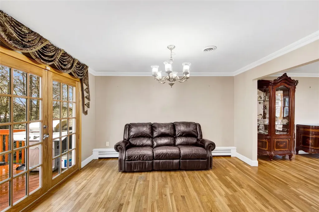 60 Gottlieb Drive Pearl River NY 10965