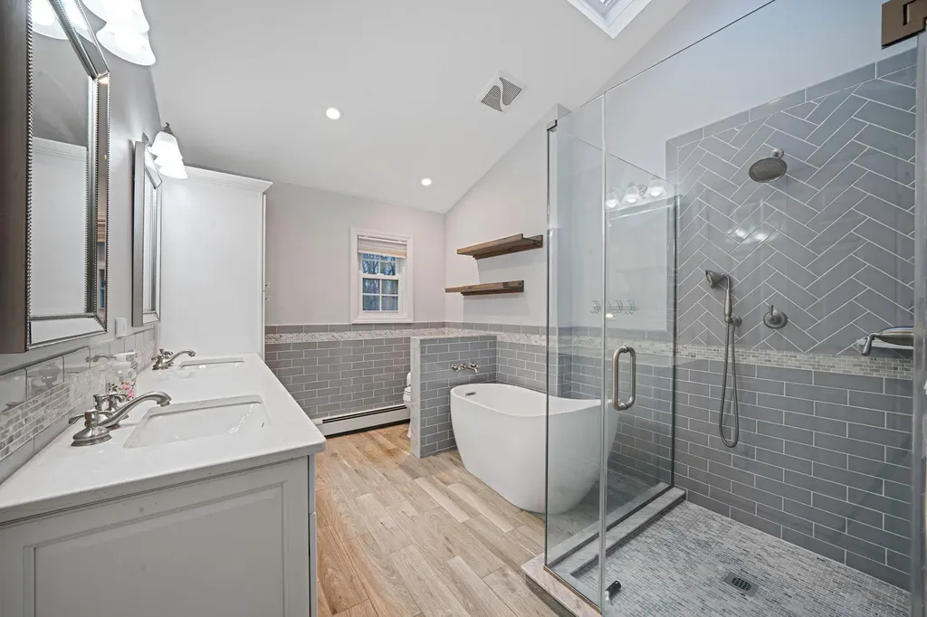 1 Kent Place Smithtown NY 11787