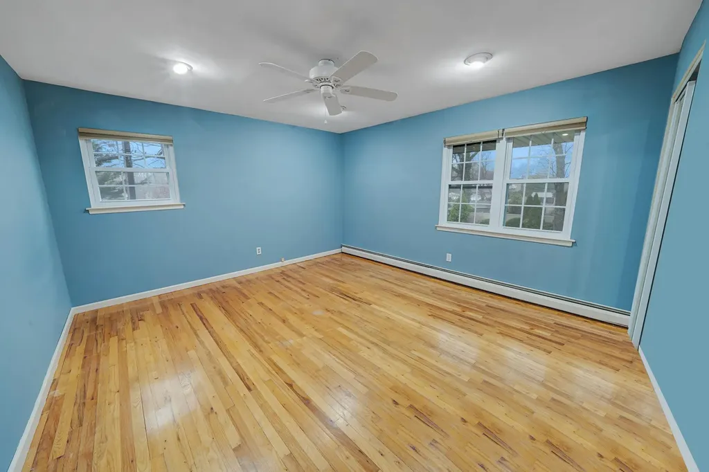 1 Kent Place Smithtown NY 11787