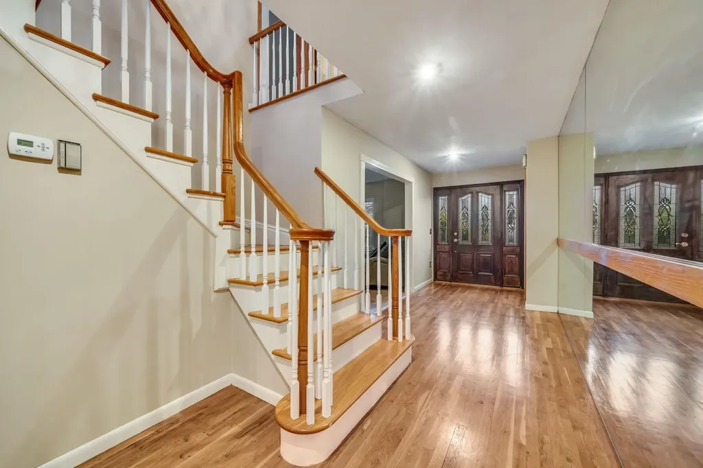 1 Kent Place Smithtown NY 11787