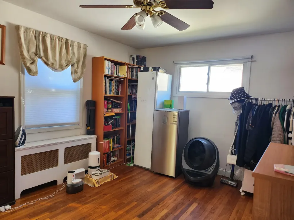 12 Jamaica Avenue Plainview NY 11803