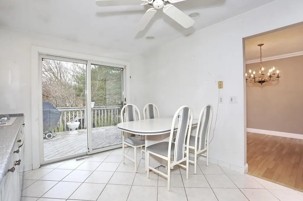 9 Crabapple Lane Nanuet NY 10954