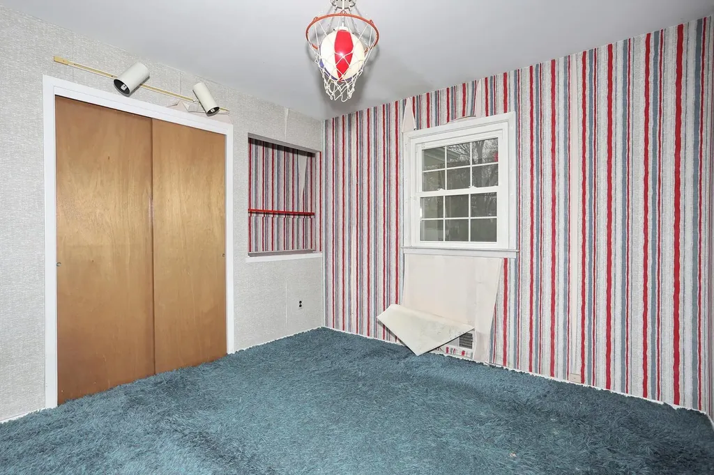 9 Crabapple Lane Nanuet NY 10954
