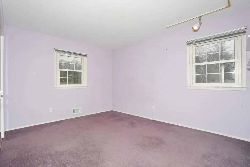 9 Crabapple Lane Nanuet NY 10954