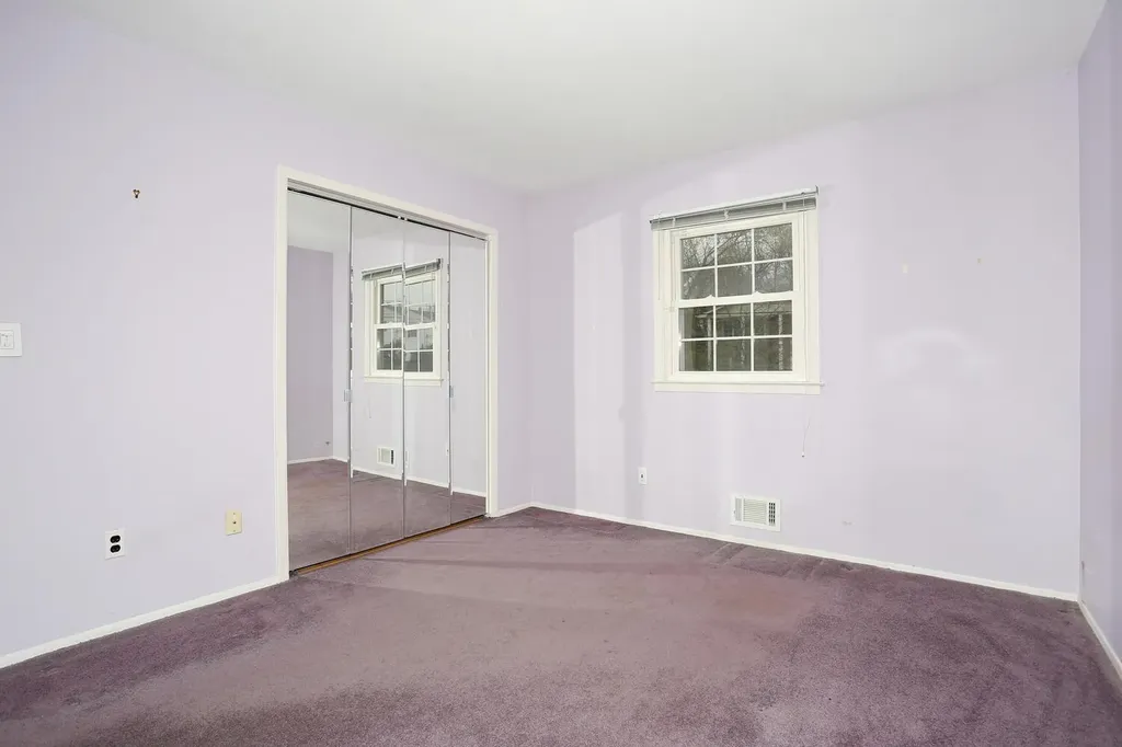 9 Crabapple Lane Nanuet NY 10954