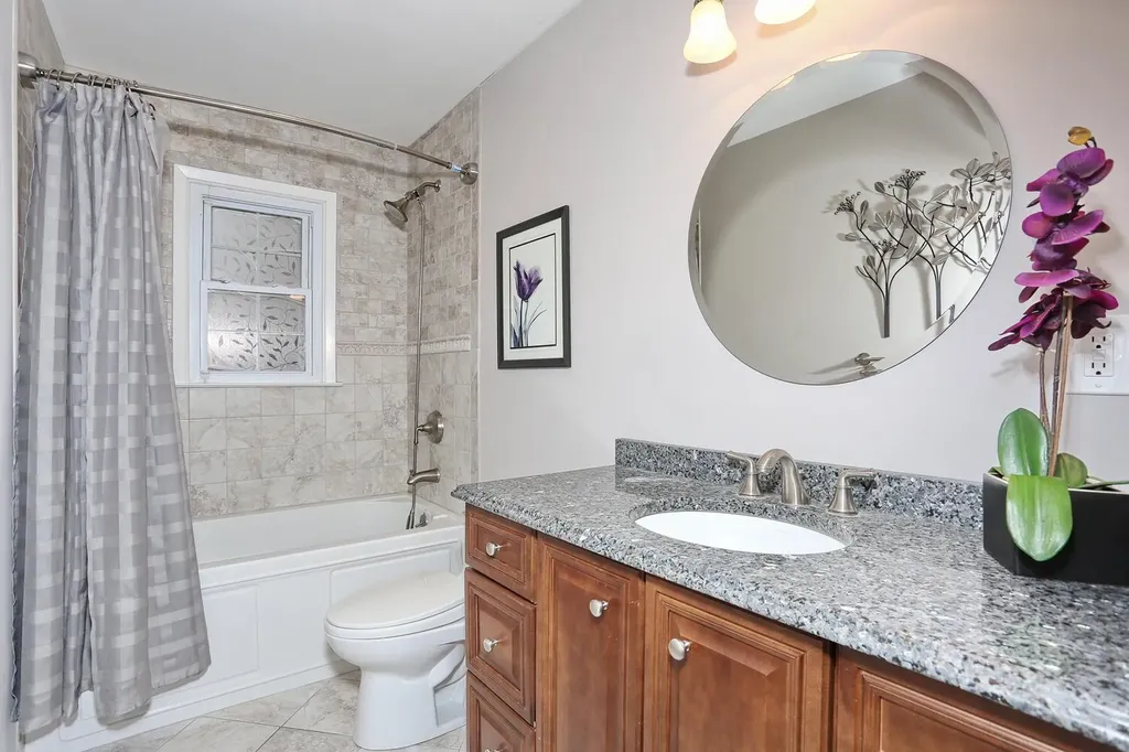 9 Crabapple Lane Nanuet NY 10954