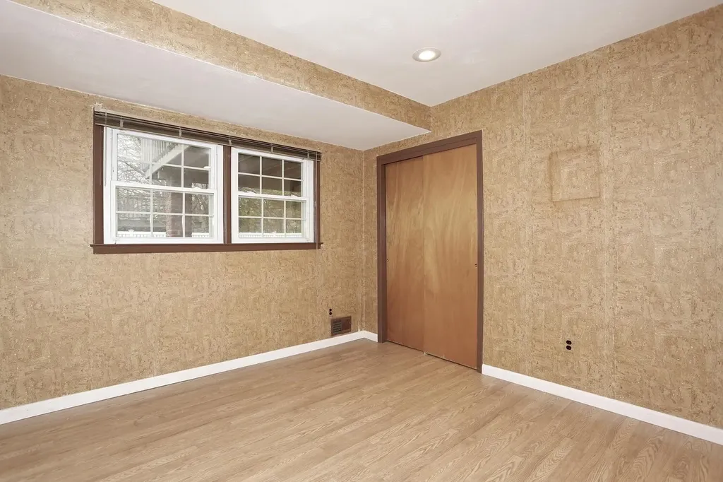 9 Crabapple Lane Nanuet NY 10954
