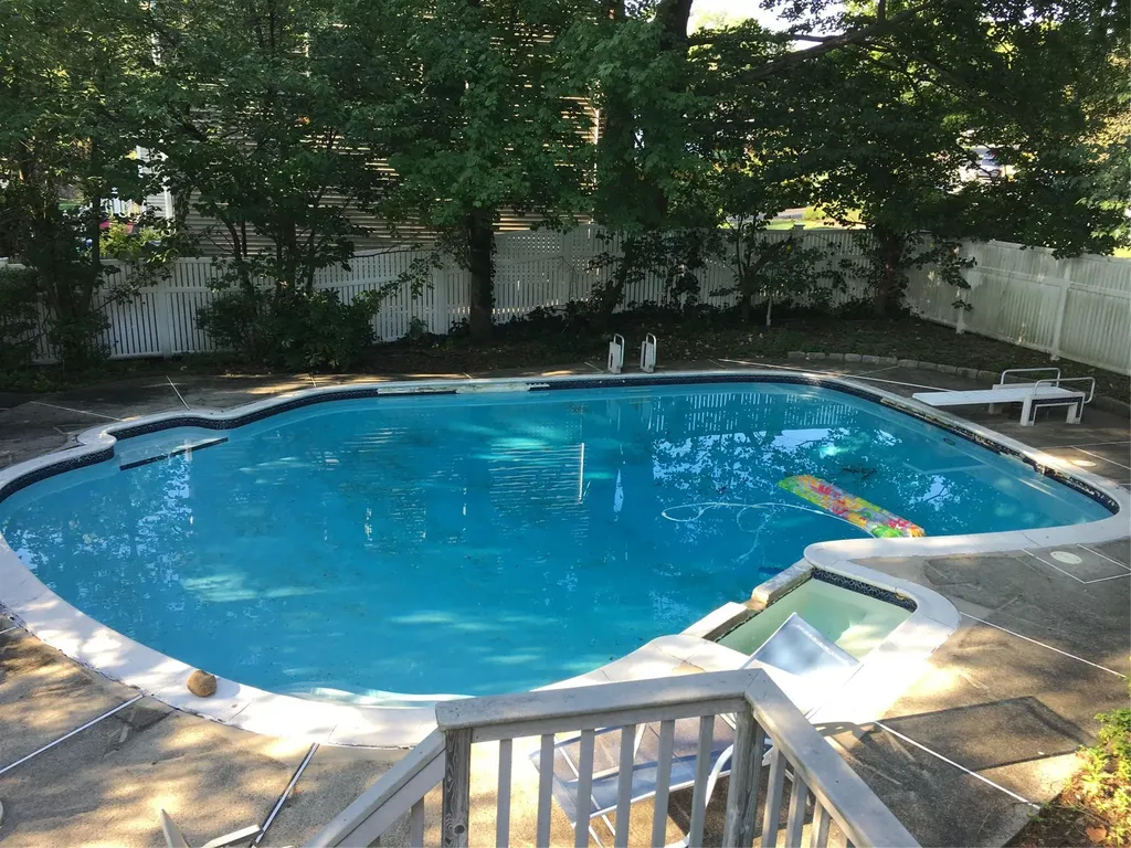 9 Crabapple Lane Nanuet NY 10954