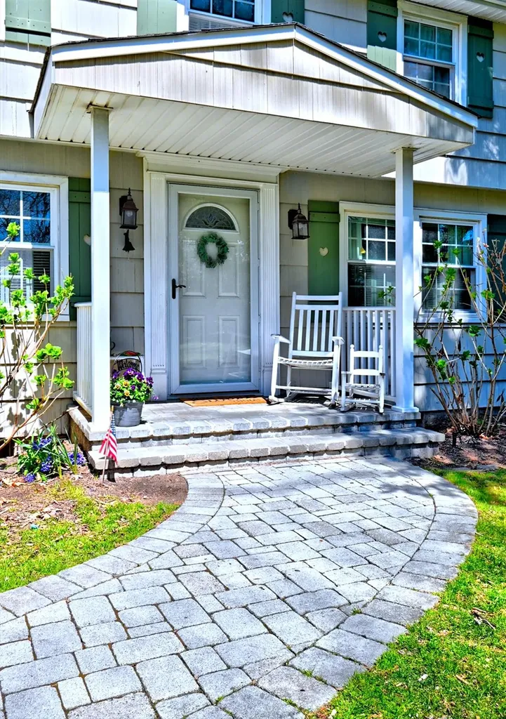 35 Beacon Drive Sound Beach NY 11789
