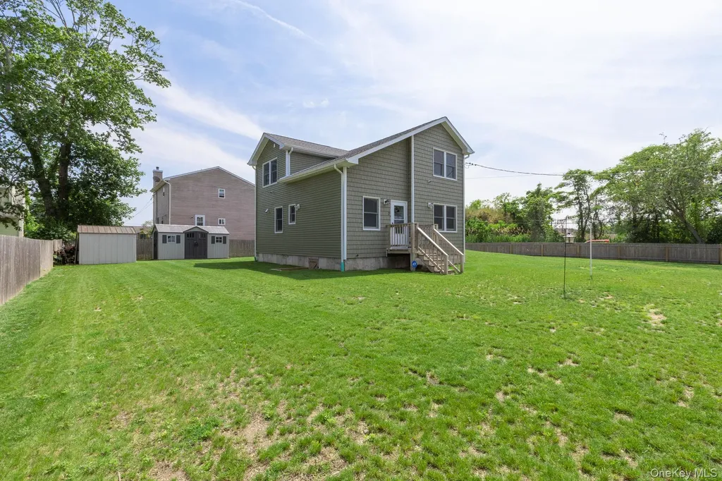 2 Lafayette Drive Shirley NY 11967