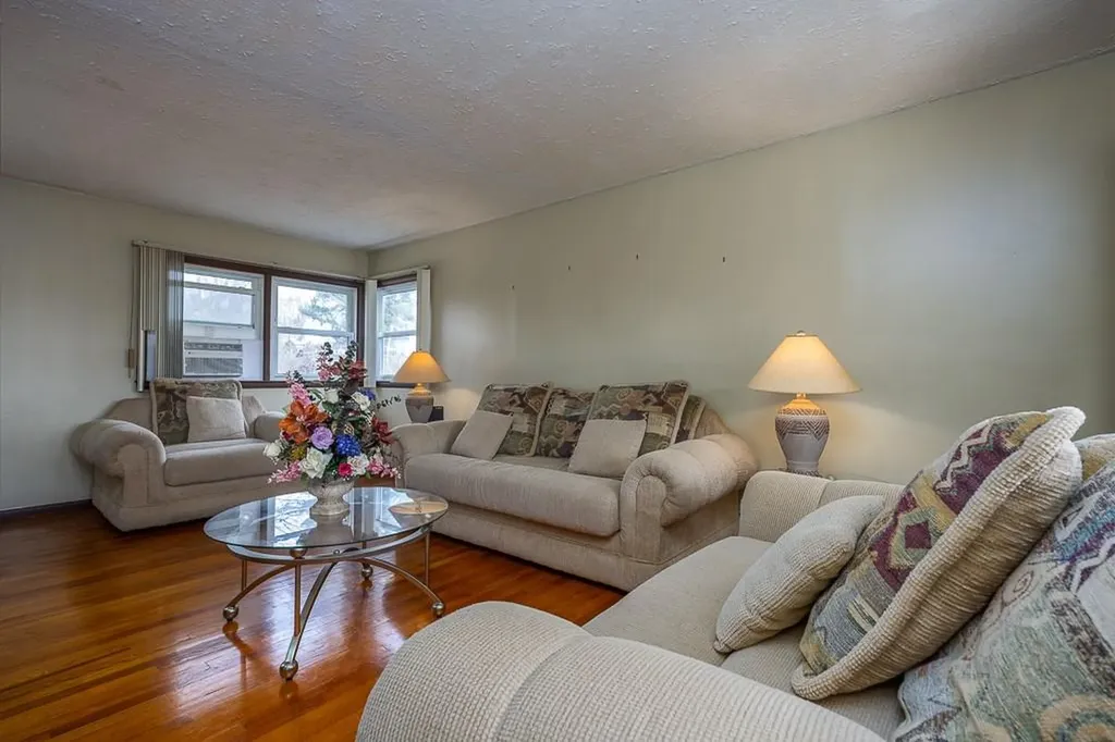 1 Debaun Place Spring Valley NY 10977