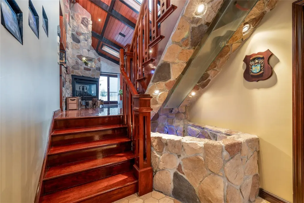 1 Willa Way Massapequa NY 11758
