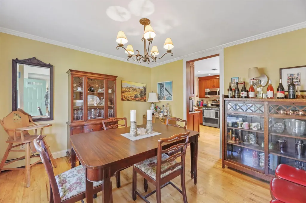 17 Jennifers Path Westhampton Beach NY 11978