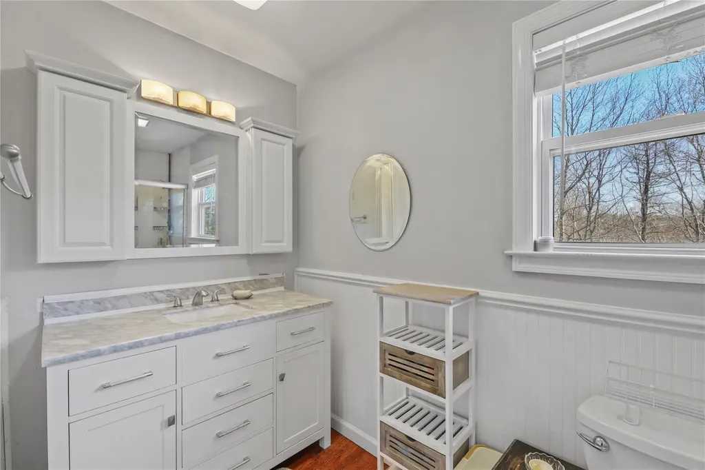 17 Jennifers Path Westhampton Beach NY 11978