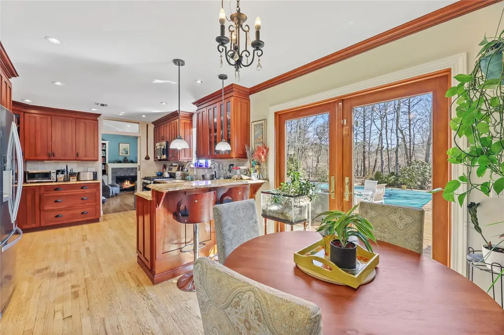 17 Jennifers Path Westhampton Beach NY 11978
