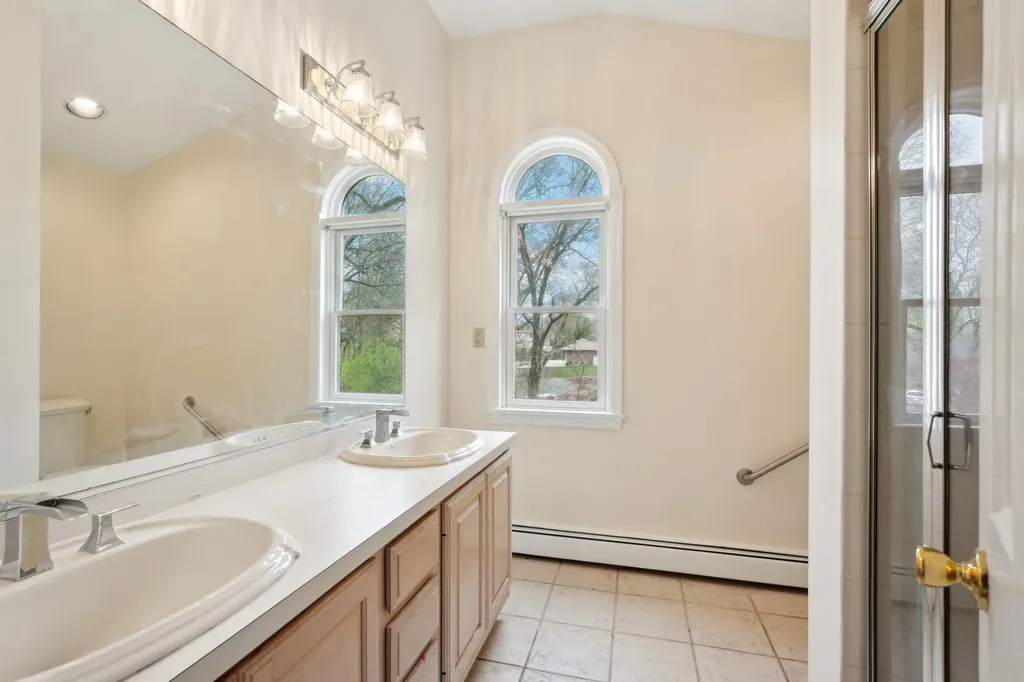 278 Ehrhardt Road Pearl River NY 10965