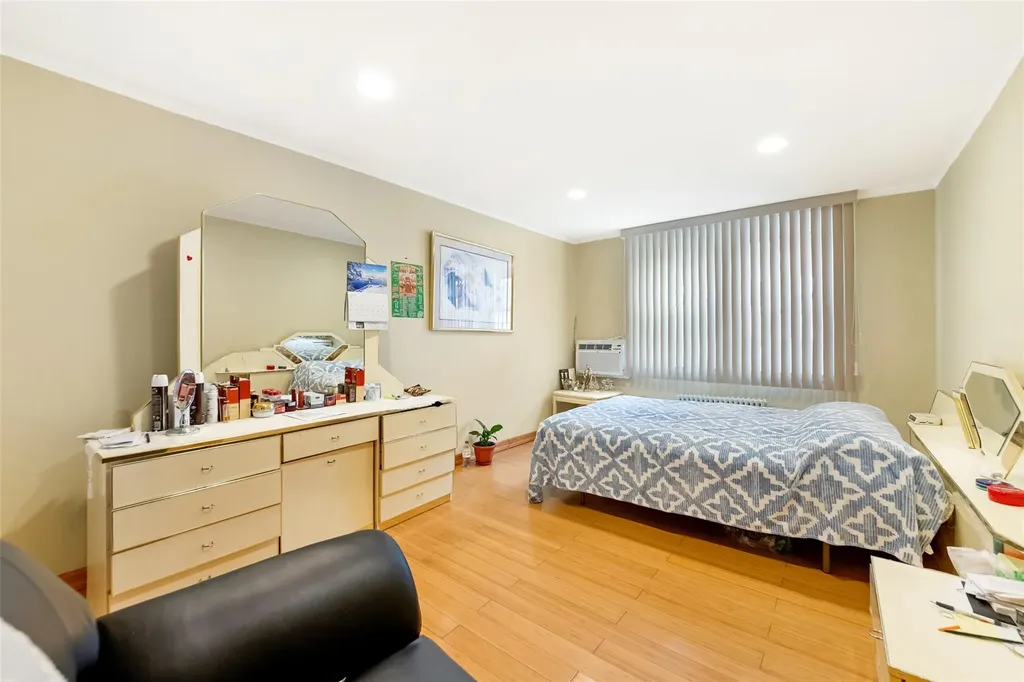 1950 20th Drive Brooklyn NY 11214