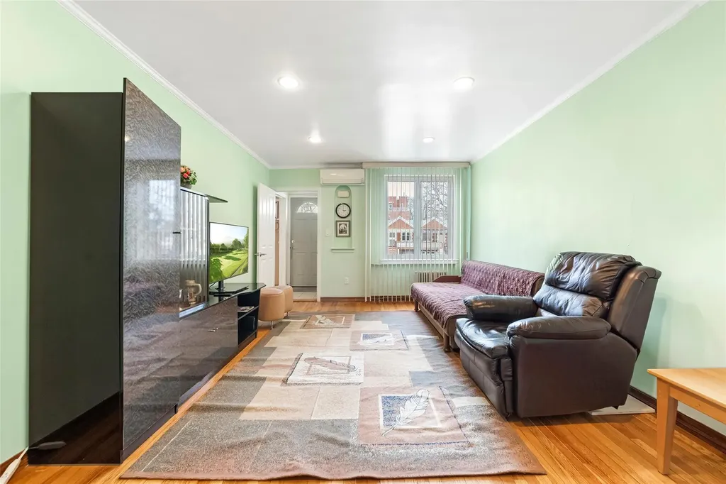 1950 20th Drive Brooklyn NY 11214