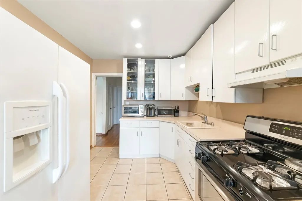 1950 20th Drive Brooklyn NY 11214