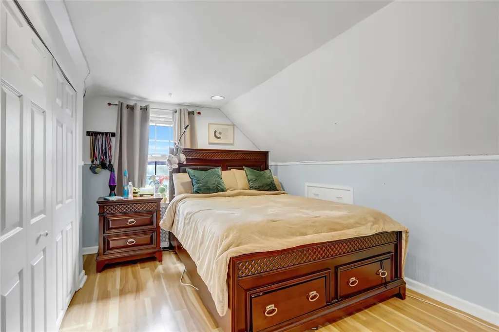 49 Mary Street Valley Stream NY 11580