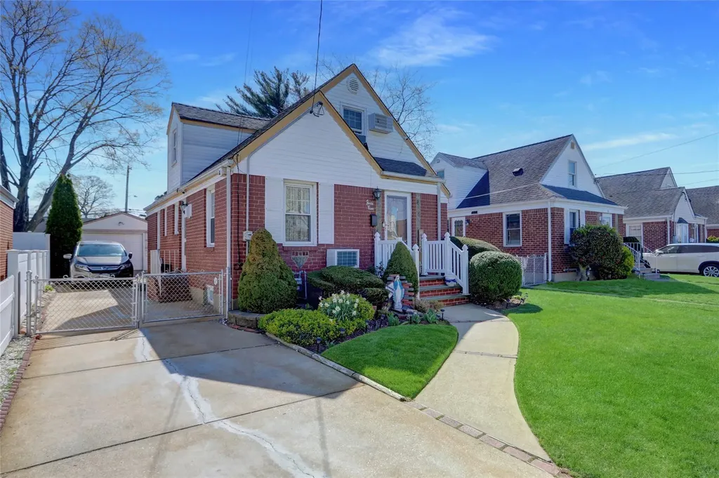 49 Mary Street Valley Stream NY 11580