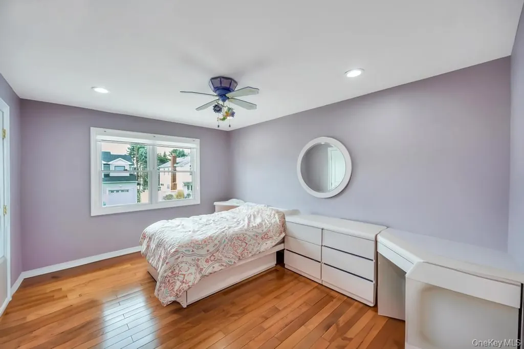 6 Garden Circle Syosset NY 11791