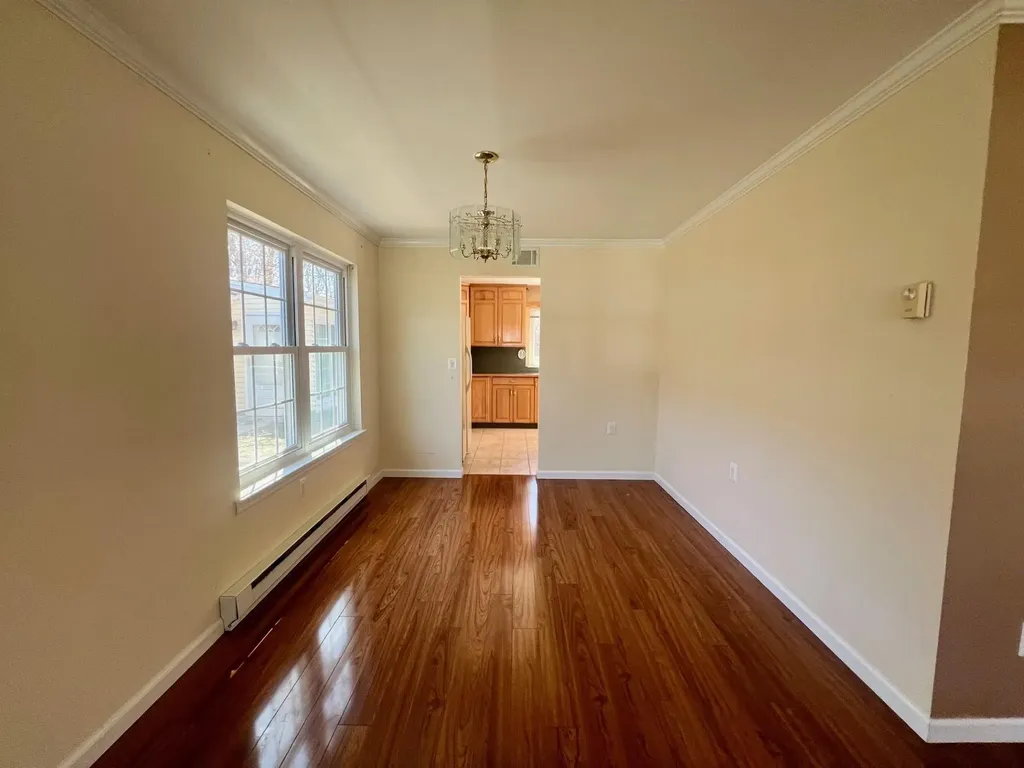 223 Belfast Lane Ridge NY 11961