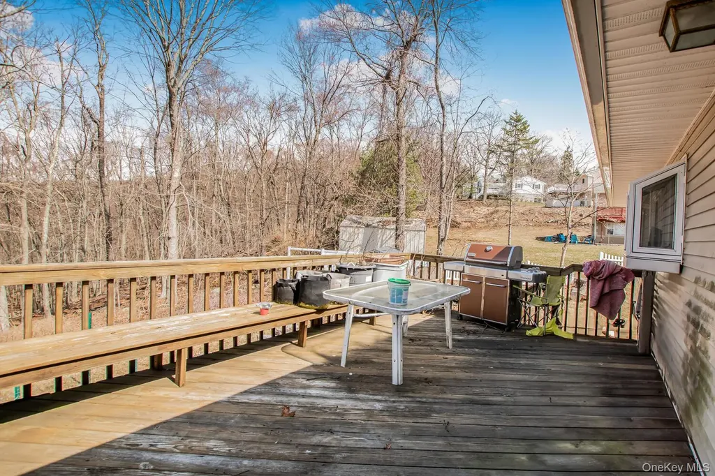 69 Plum Road Mahopac NY 10541