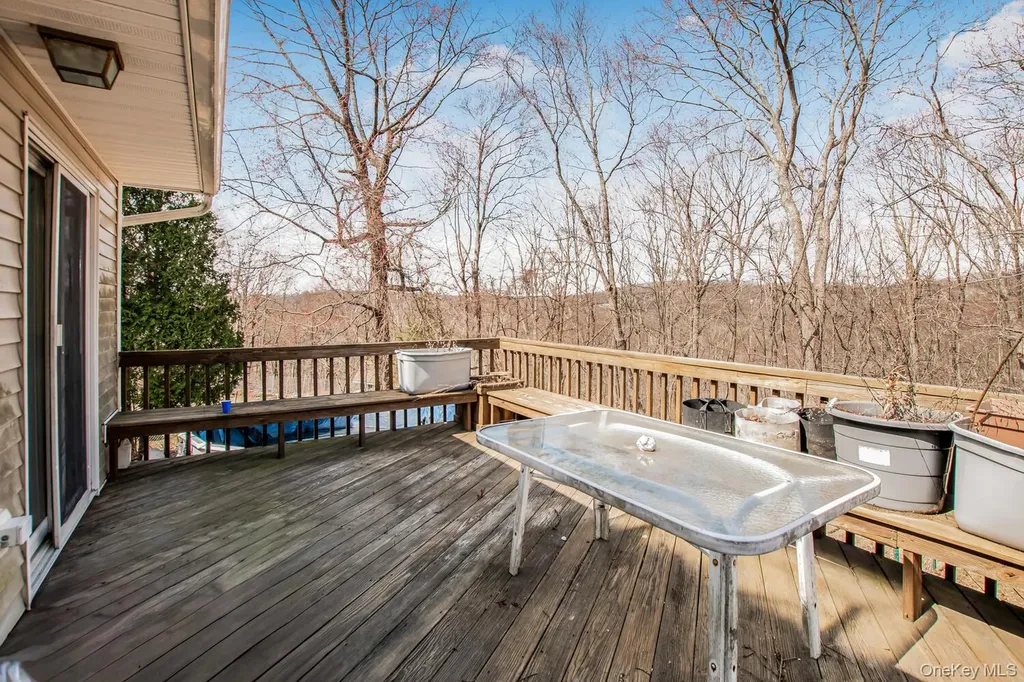 69 Plum Road Mahopac NY 10541